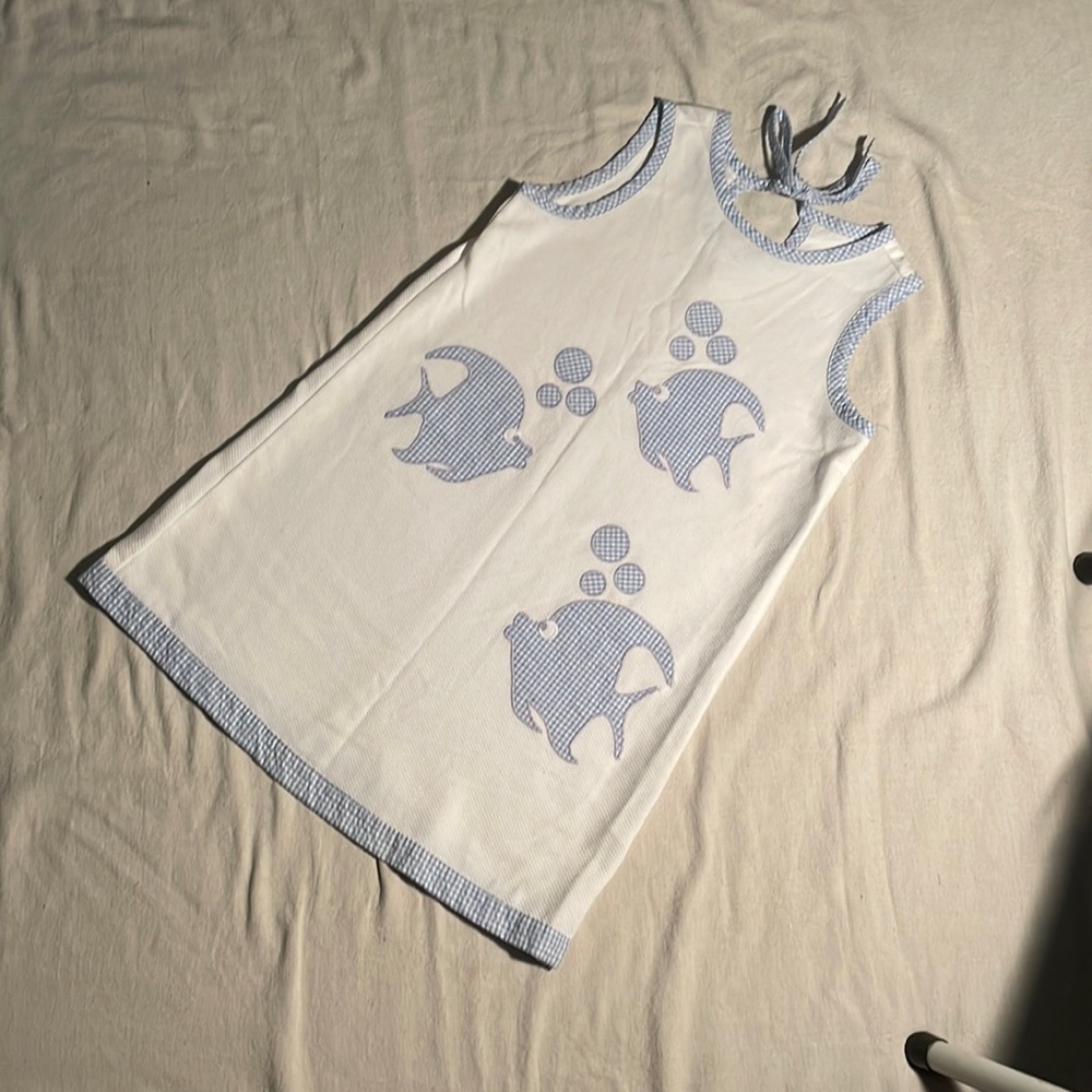 Kelly’s Kids size 7-8 white and blue dress w/fish &bubbles. 26”L